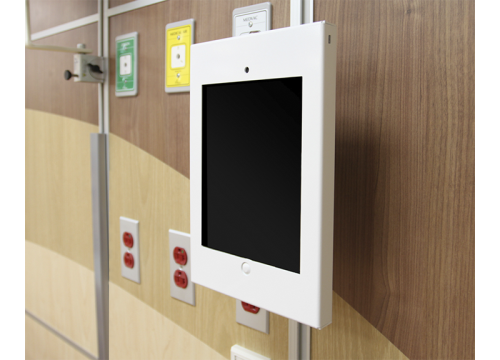 Gallery Image - Heron Tablet Mounts
